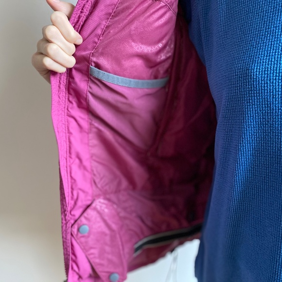 The North Face ski jacket - Picture 9 of 12